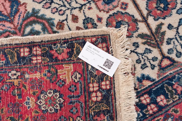 MATTA, old, Täbris sannolikt, ca 294 X 176 cm.