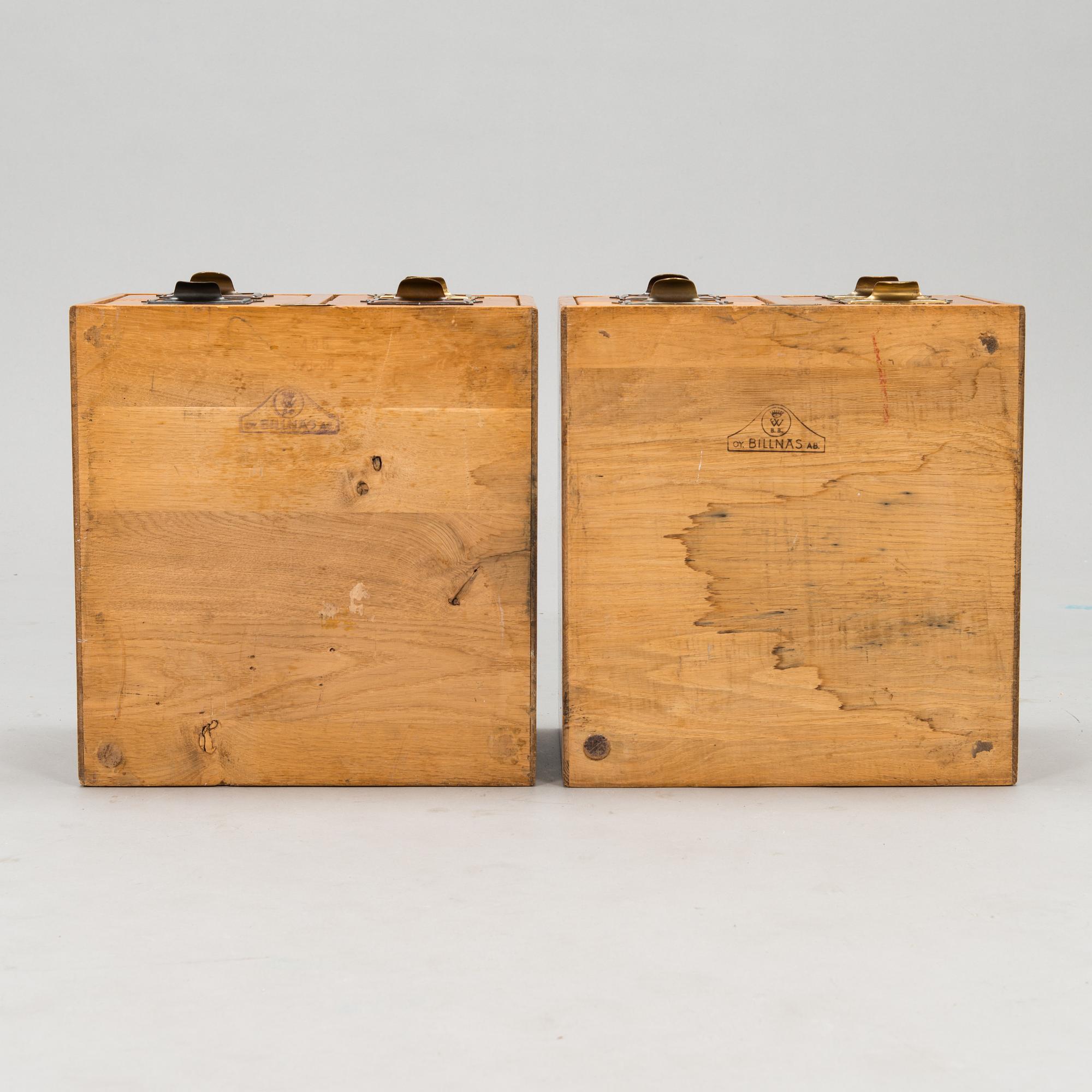 Arkivlådor för kartotek, ett par, Billnäs, 1920-/30-tal.