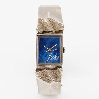Matti Hyvärinen, Sirokoru, Finland, wristwatch, 17.5 x 20 mm.
