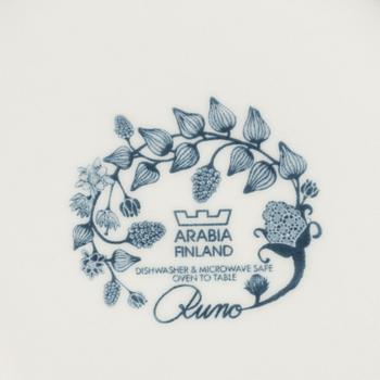 29 PCS PORCELAIN SERVICE, "Runo" Arabia,
