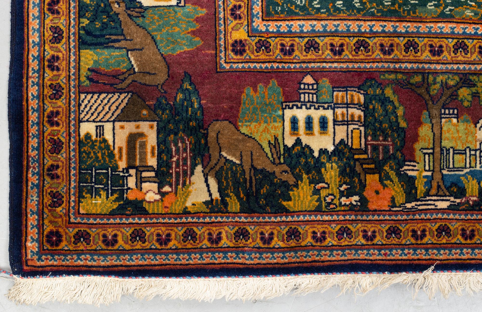A rug, semi-antik Kashan figural, ca 216 x 133,5 cm.