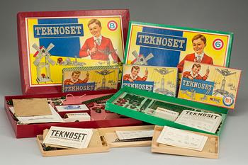 TEKNOSET, 5 lådor. 1900-talet mitt.