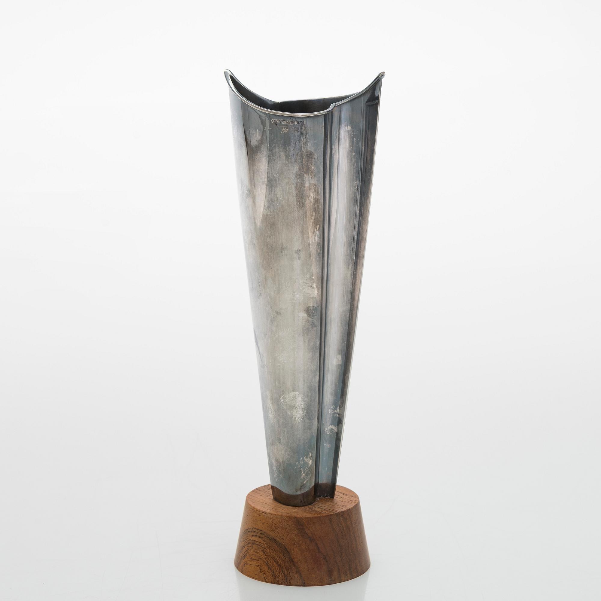 Tapio Wirkkala, a 'Liekki' (Flame) silver vase, Kultakeskus Hämeenlinna 1962.