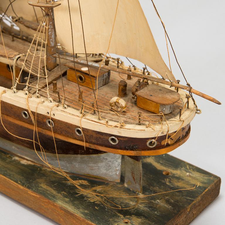 Model ship, four-masted barque "Pamir", early 20th century.