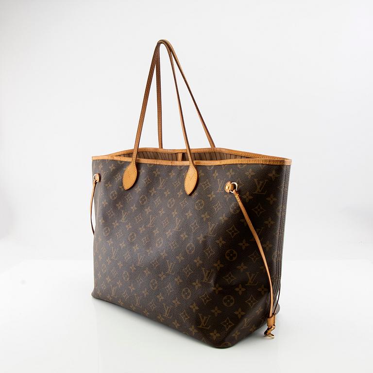 Louis Vuitton, "Neverfull GM" väska.