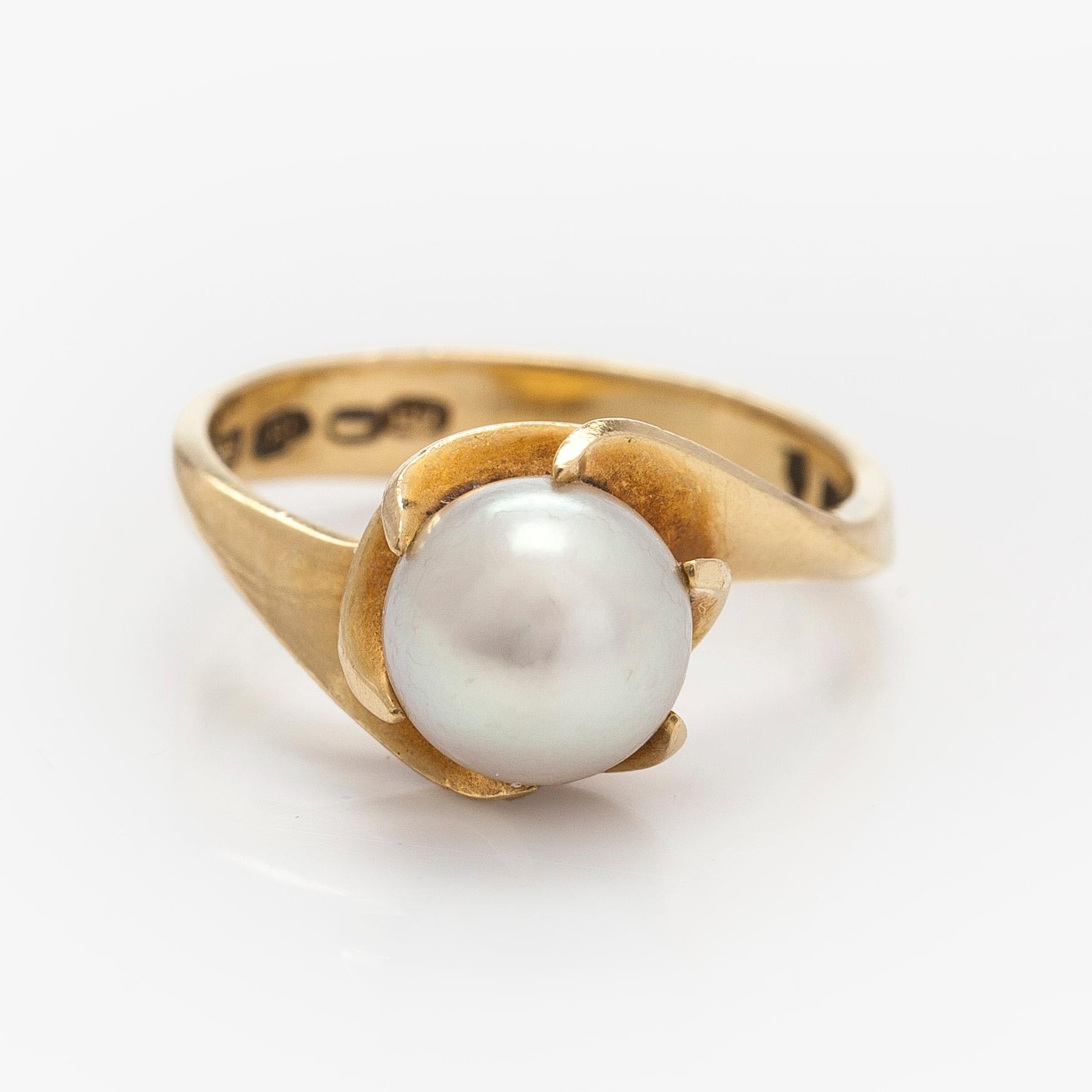 Ring, cultured pearl, 14K gold.