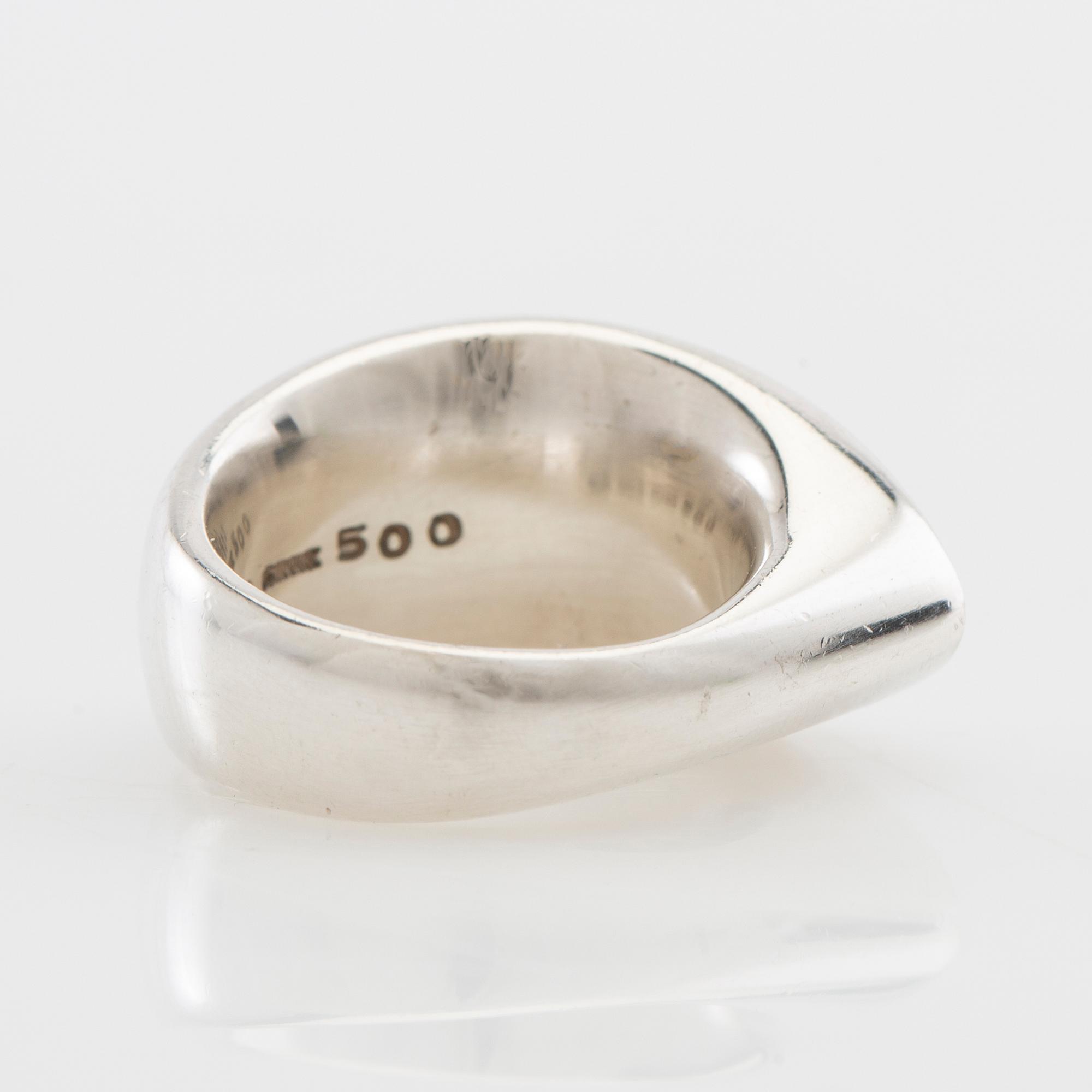 Regitze Overgaard, Ring "Zephyr" modell nr 500 sterlingsilver, Georg Jensen.