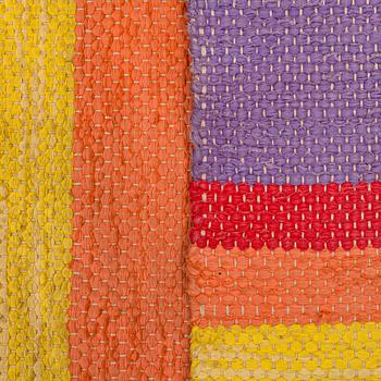 JOSEF FRANK, "Regnbågsmatta", trasmatta, Firma Svenskt Tenn, ca 222 x 107 cm.