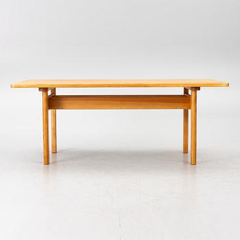 Børge Mogensen, Dining table, “Asserbo”, Karl Andersson & Söner, second half of the 20th century.