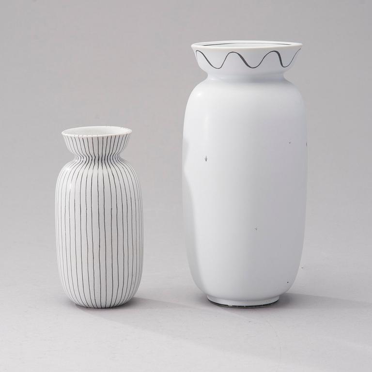 VASER, 2 st, keramik, Stig Lindberg, Gustavsberg, 1950-tal.