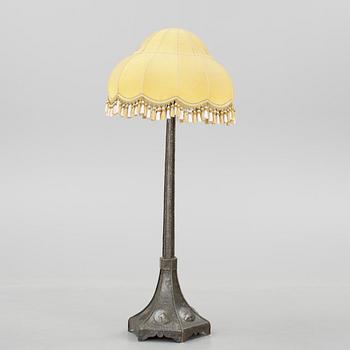 GOLVLAMPA, jugend, 1900-talets början.