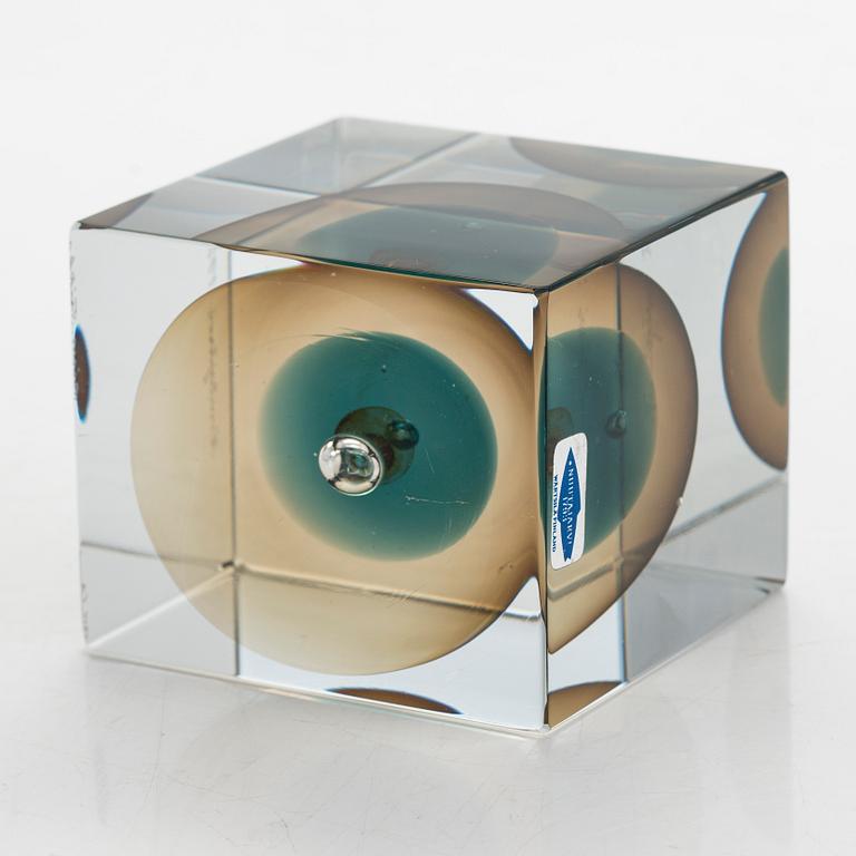 Oiva Toikka, vuosikuutio, signeerattu Oiva Toikka, Nuutajärvi 1983, numeroitu 97/2000.