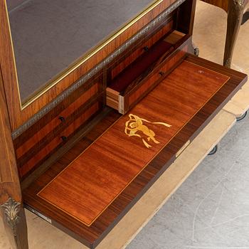 A pair of Louis XV-style display cabinets, mid 20th Century.