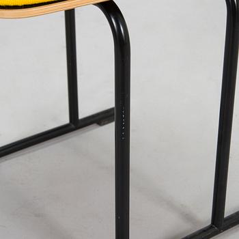 Yrjö Kukkapuro, tuoli, "Vino", Avarte 1980-luku, signeerattu Yrjö Kukkapuro -83.