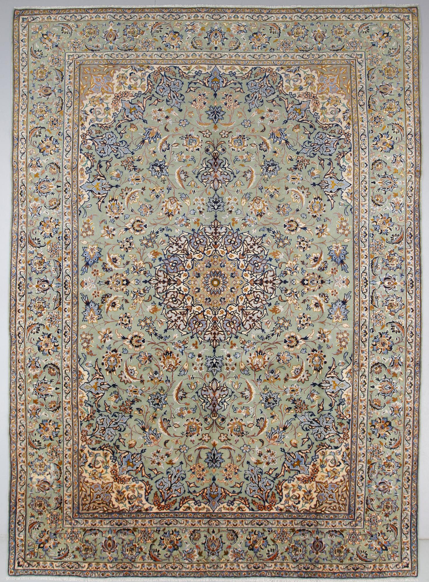 MATTA, Nadjafabad, ca 400 x 288 cm.