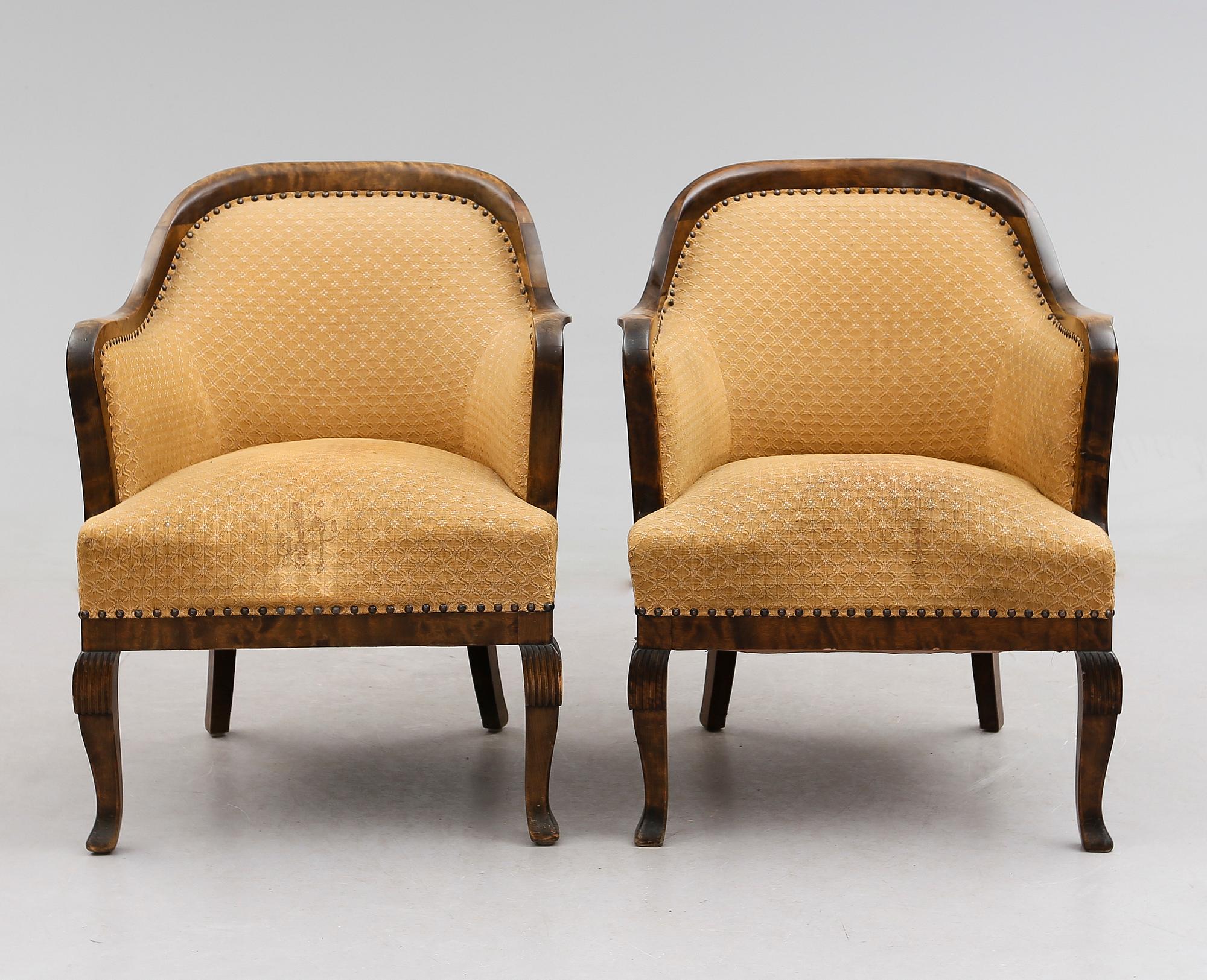 FÅTÖLJER, 1 par, 1900-talets första hälft.