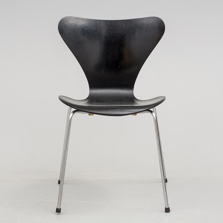STOL, "Sjuan", Arne Jacobsen för Fritz Hansen, Danmark 1968.