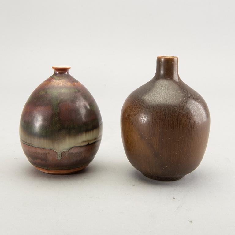 A set of six vases and a dish, by different makers, Höganäs and Vallåkra.