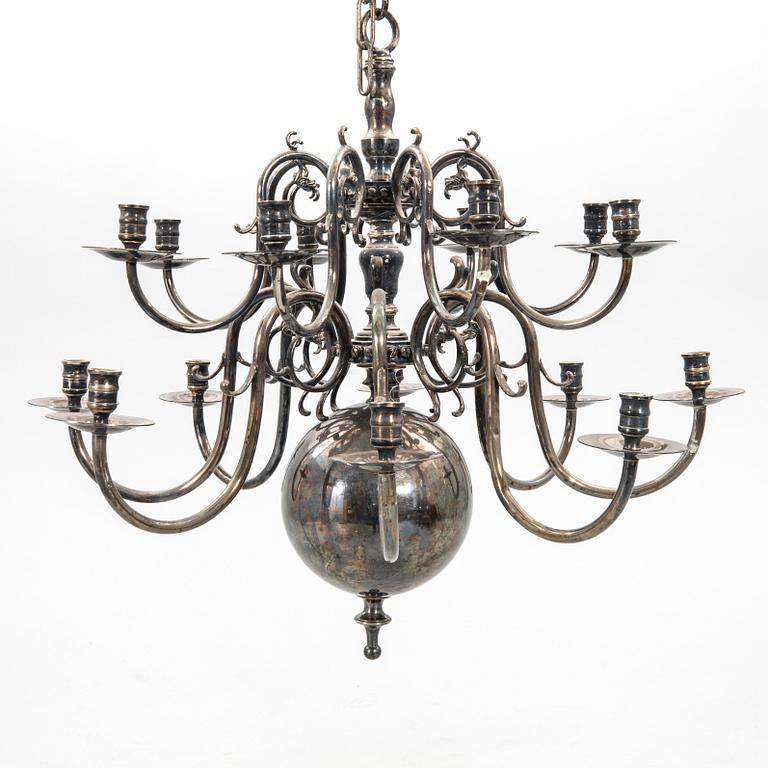 Chandelier in Baroque style from around 1900.