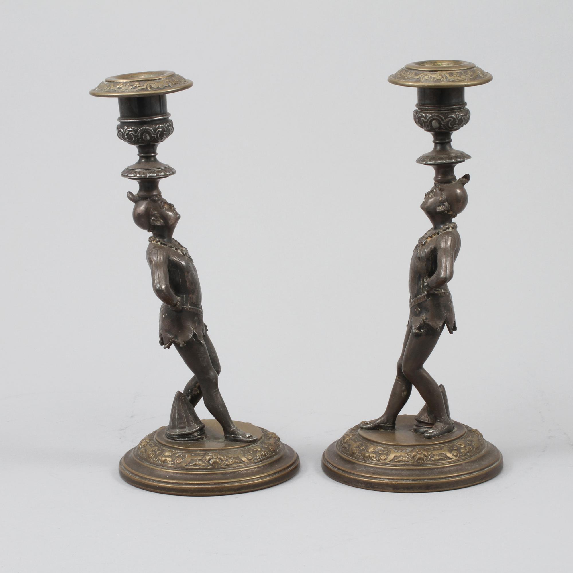 LJUSSTAKAR, ett par, omkring år 1900.