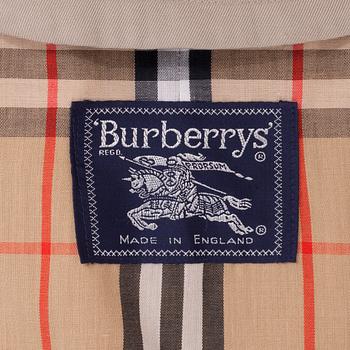 BURBERRY, a men's beige cottonblend trenchcoat.