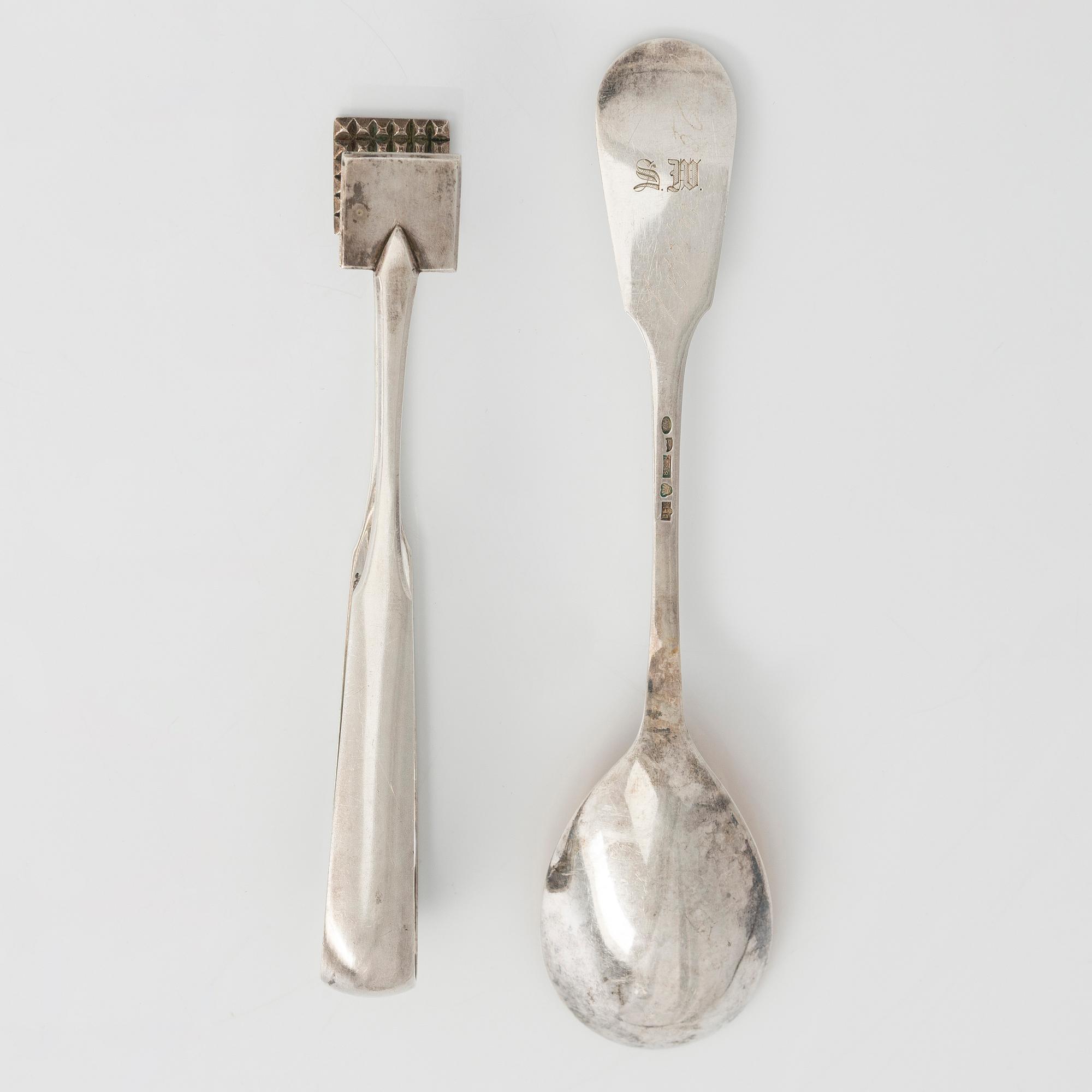 A set of two 1920s-1930s silver sweetmeat basket with sugar tong and jam spoon, Uusi Kultaseppä Oy, Helsinki, Finland.