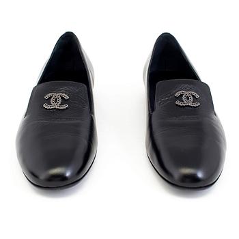 A pair of loafers by Chanel 2016, size 38.