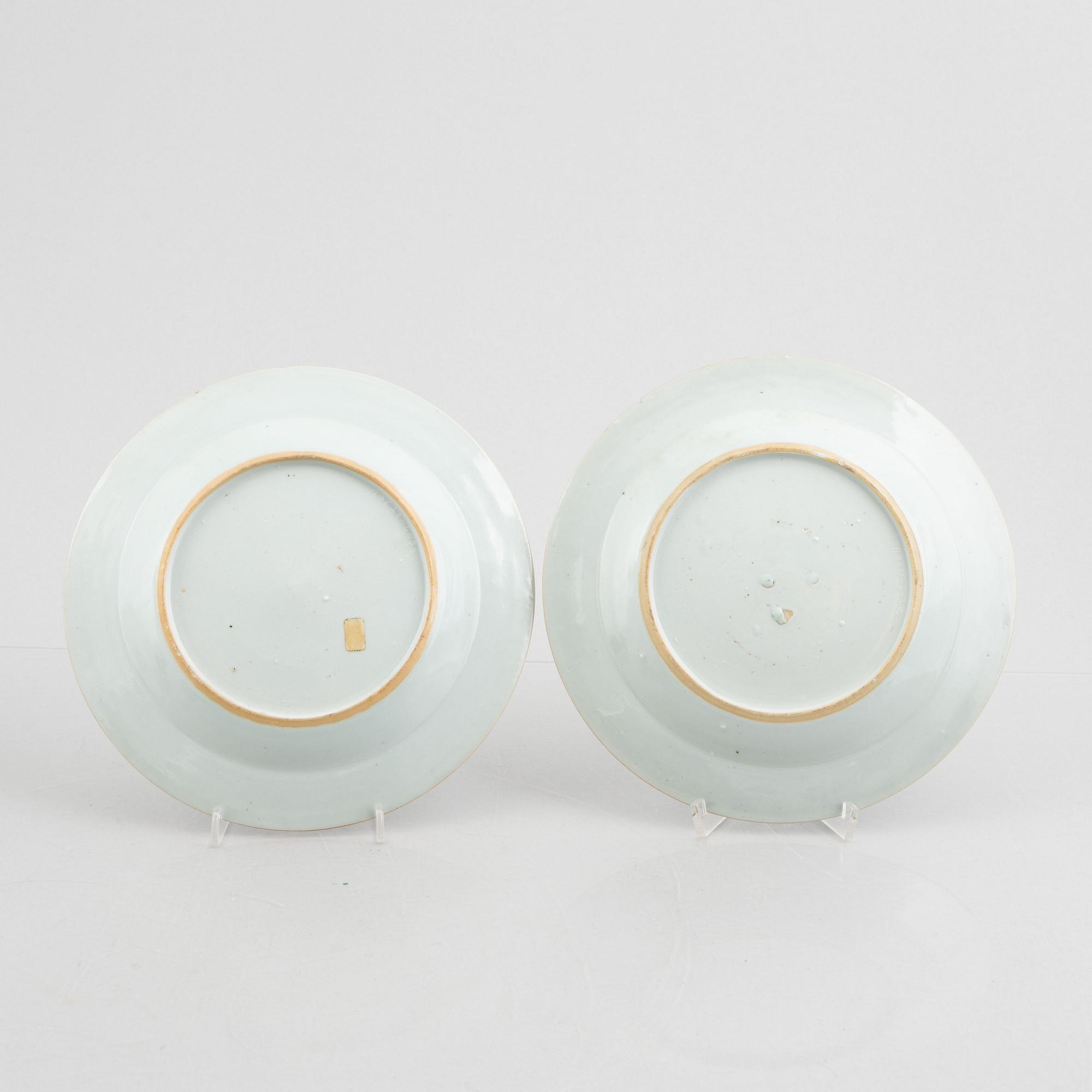 Eleven pieces of Chinese blue and white porcelain, Qing dynasty, 18th-19th century.