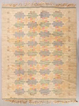 Maj Svanström, matta, Rölakan,  Klockargårdens Hemslöjd, Tällberg, signerad MS KH, 1900-talets mitt, 230x183 cm.