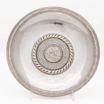 Bowl, sterling silver, Peru, 20th century.