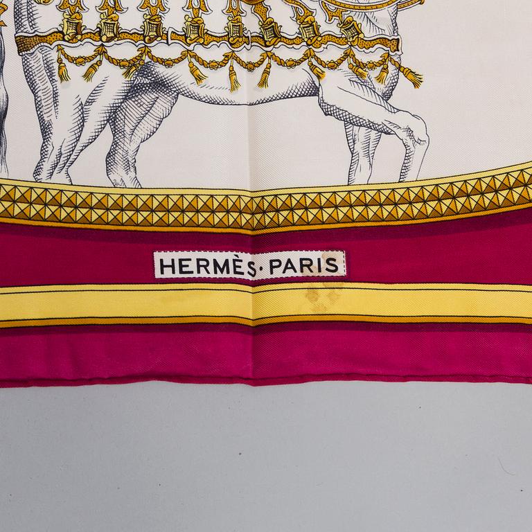 SCARF, "Hermès, "Grand Apparat", issued 1962.