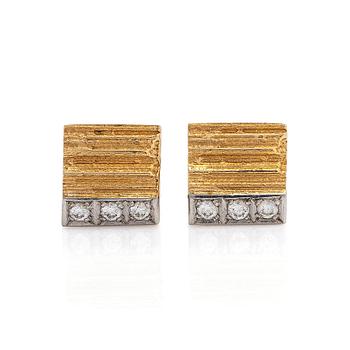 Björn Weckström, a pair of 18K gold earrings 'Mini Ciria' with diamonds ca 0.12 ct in total for Lapponia.