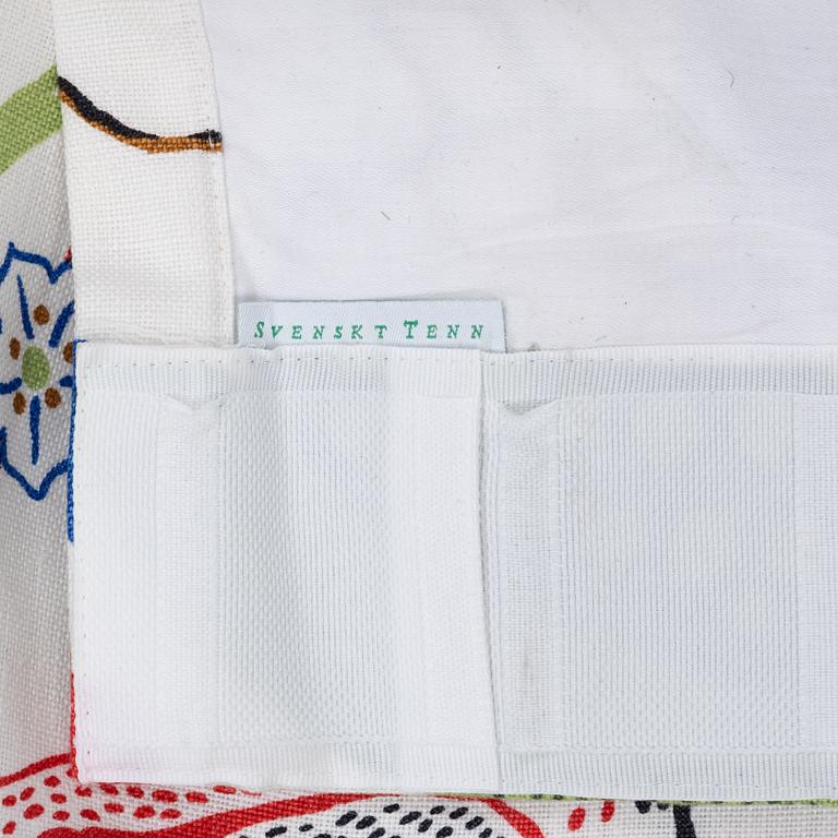 Josef Frank, a pair of 'Gröna Fåglar' curtains, Svenskt Tenn.