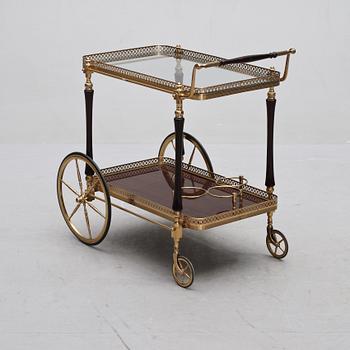 SERVERINGSVAGN, 1900-talets andra hälft.