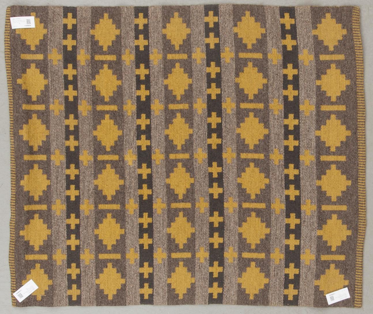 MATTA, dubbelsidig. 1900-talets mitt/andra hälft. Ca 160 x 135 cm.