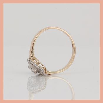 RING, 14K guld med gammal och briljantslipade diamanter tot ca 1,51 ct. Total vikt ca 3,72 g.
