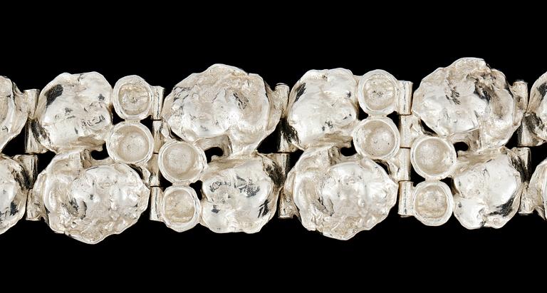 ARMBAND, sterling silver, Te-boom, Nyköping, 1976. Total vikt 82 gram.