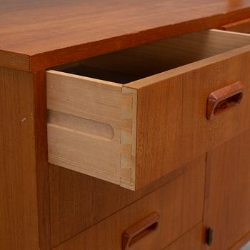 A 1950's/60's bookcase.