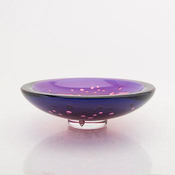 Olle Alberius, a signed glas bowl Orrefors gallery 92.