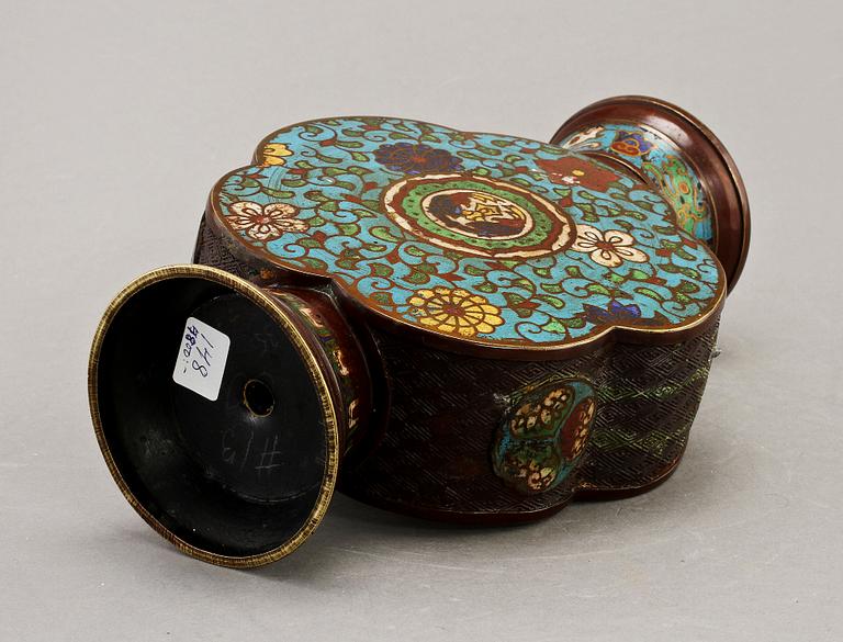 VAS, cloisonne, orientalisk, 1800/1900-tal.