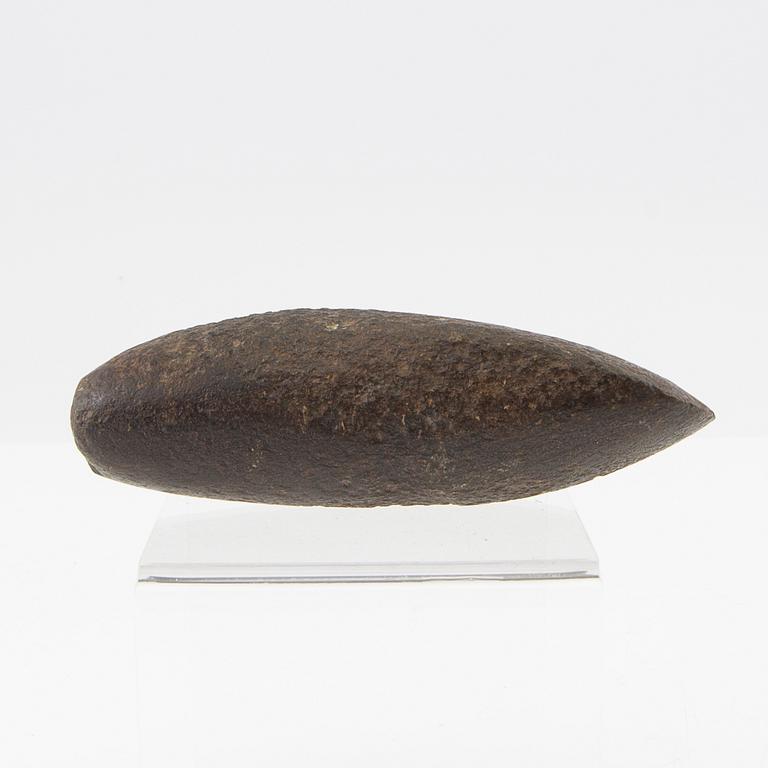 Three Scandinavian Neolithic stone axes, trindyxor, Neolithic.