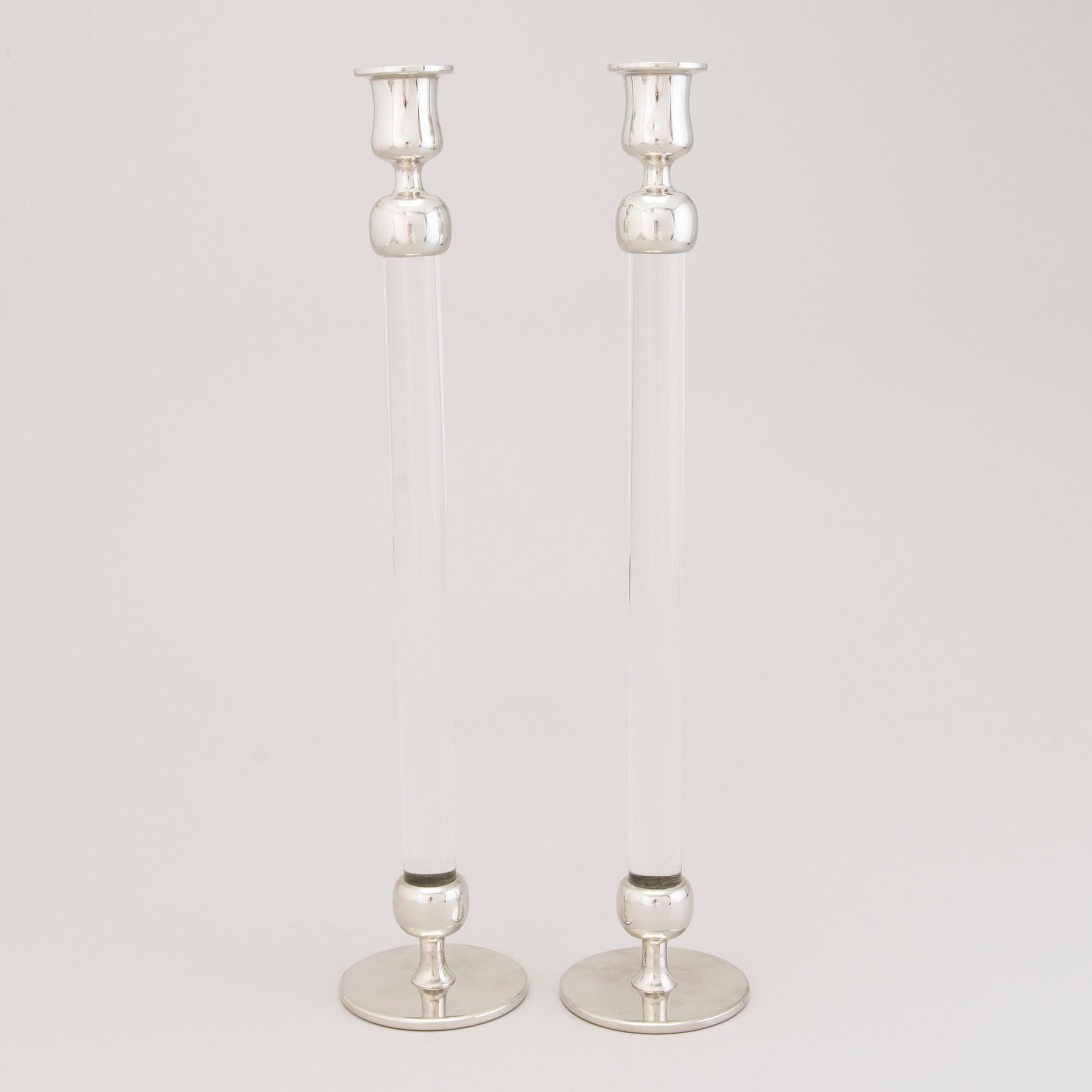 LJUSSTAKAR, ett par,"Plexi" tenn och plexiglas, Josef Frank och Estrid Ericson, Firma Svensk Tenn, 2018.