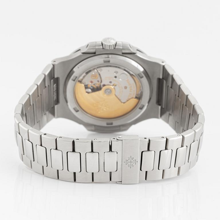 Patek Philippe, Nautilus, ca 2017.