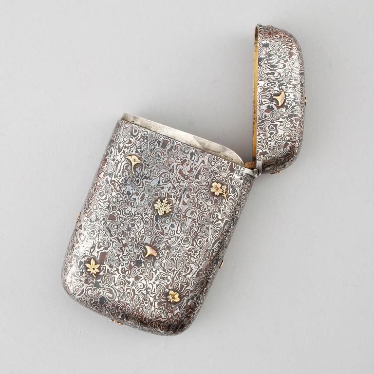 ETUI, silver, ostindisk, möjligen 1800-tal. Vikt ca 71 g.