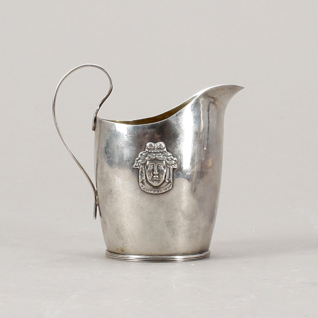 GRÄDDKANNA, silver. Carl Magnus Ryberg Stockholm, 1813. Vikt ca 145 gram.