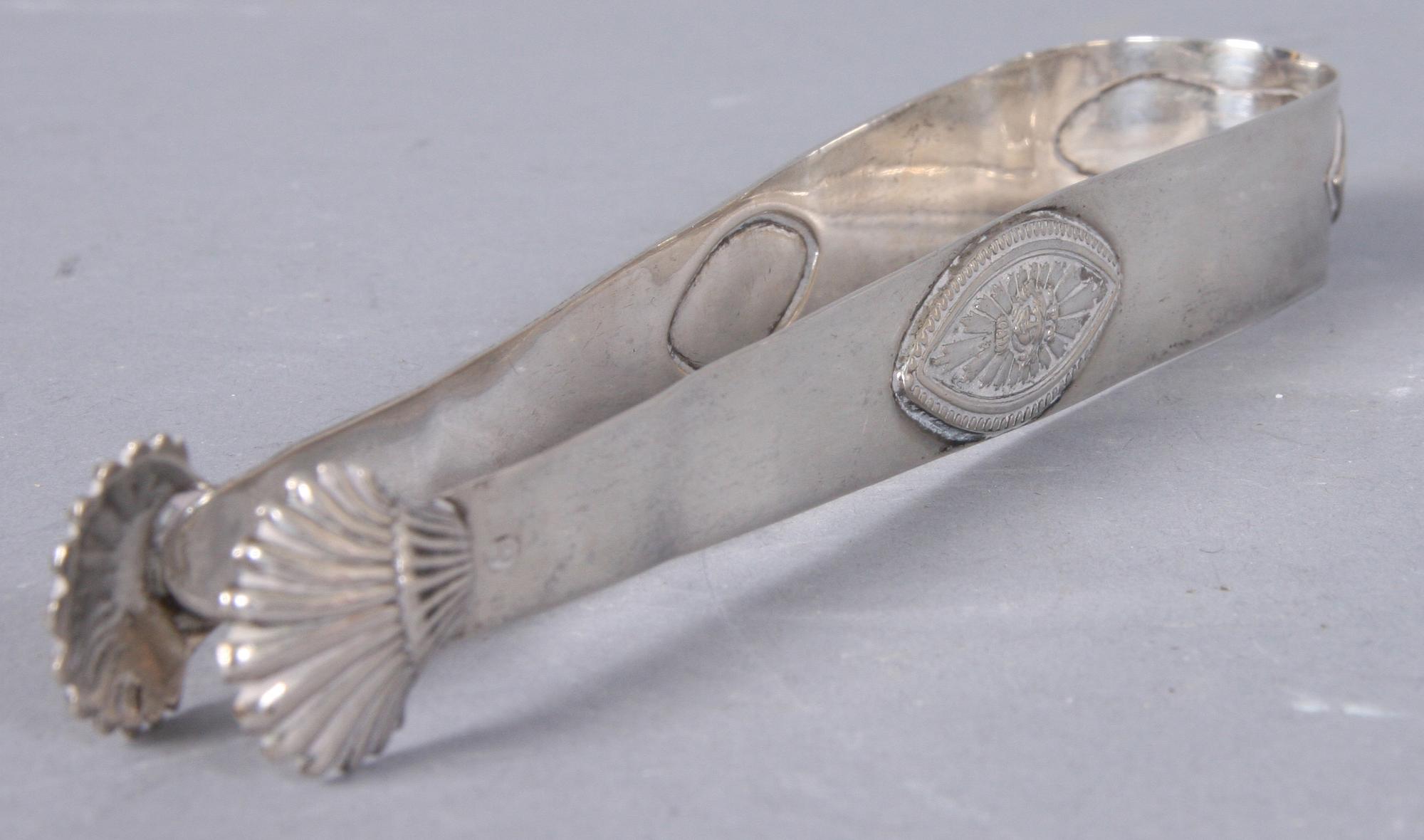 TÅNG, silver. 42 g.