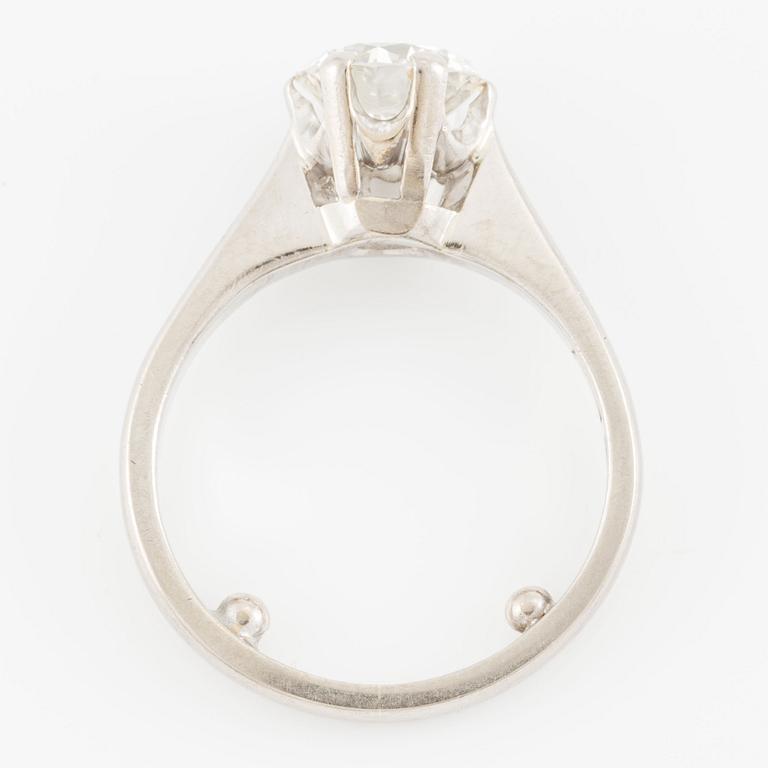 Ring, enstensring, 18K vitguld med briljantslipad diamant.