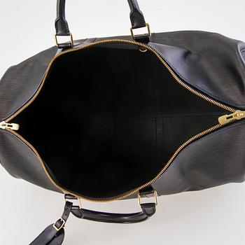 LOUIS VUITTON BLACK EPI LEATHER KEEPALL 55 TRAVEL BAG.