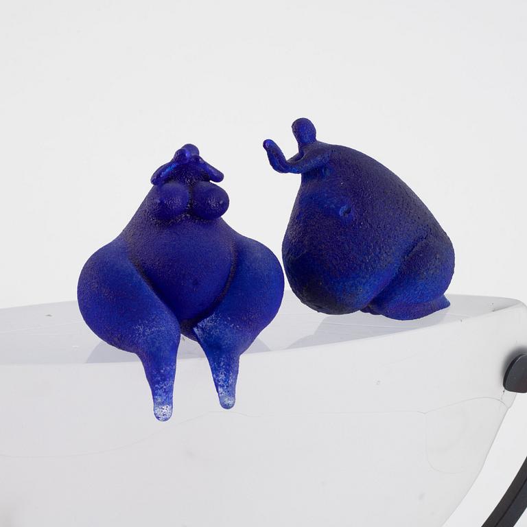 Kjell Engman, a unique glass sculpture, "Blå folket", Kosta Boda.