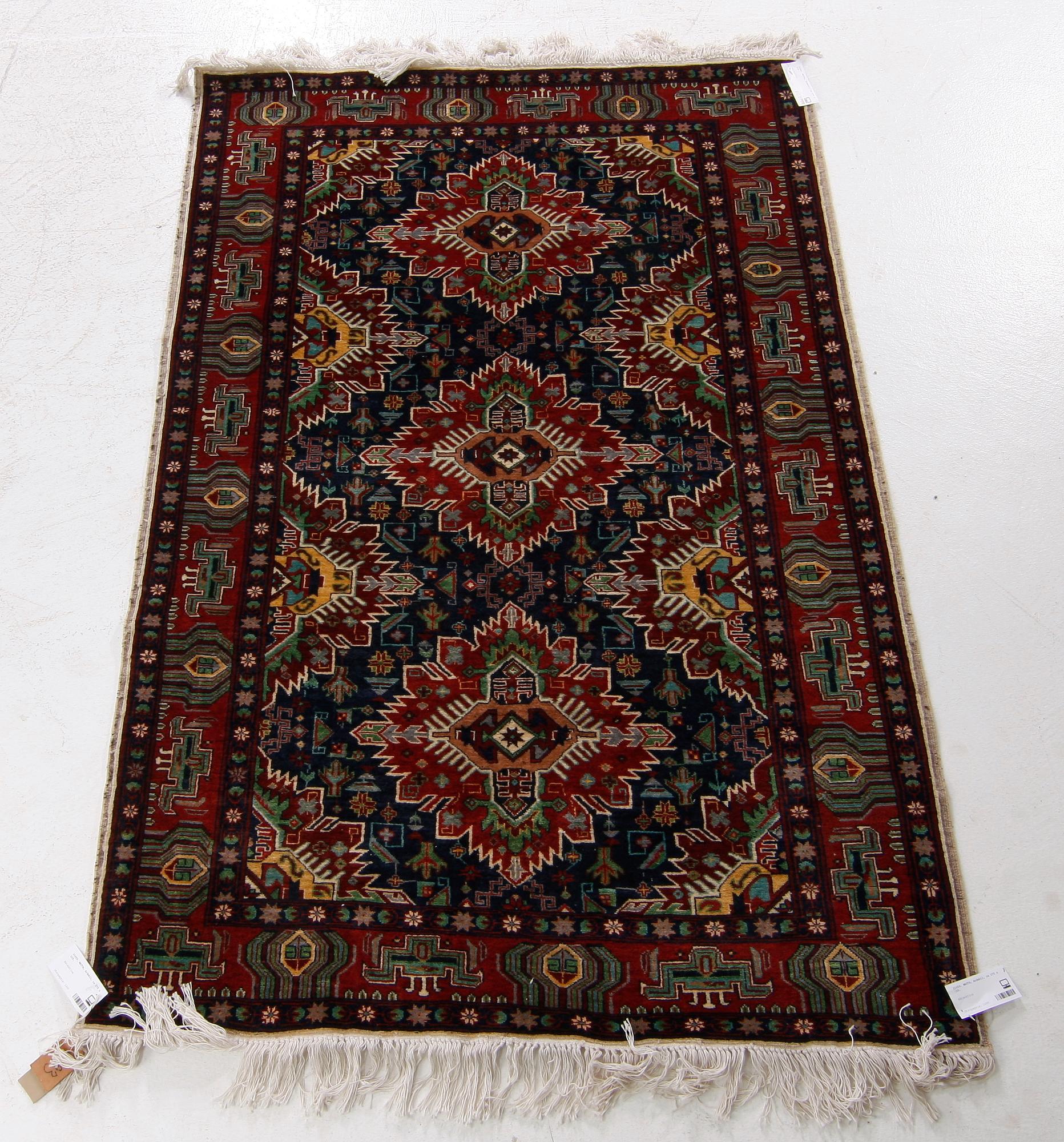 MATTA, Ardebil, ca 175 x 120.